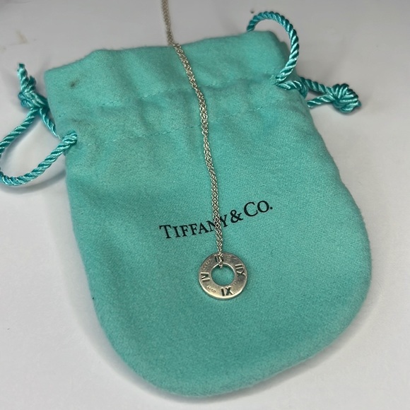 Tiffany&Co Atlas Circle Pendant Necklace 16” Sterling Silver - Picture 2 of 3